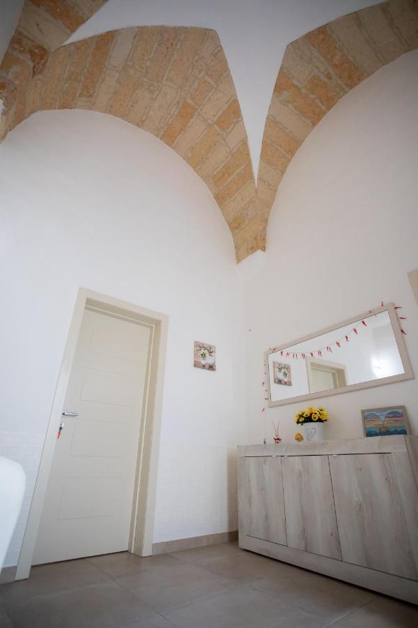 Bed&Dreams In Salento Bilocale Con Vasca Idromassaggio Villa Guagnano Eksteriør billede